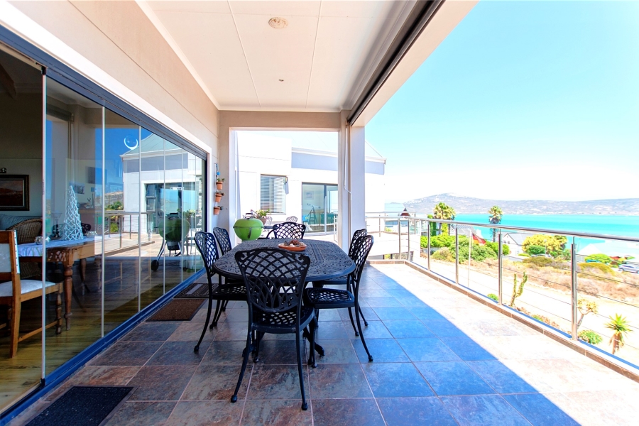7 Bedroom Property for Sale in Myburgh Park Western Cape